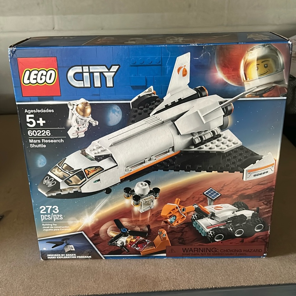 Lego City- Mars research shuttle